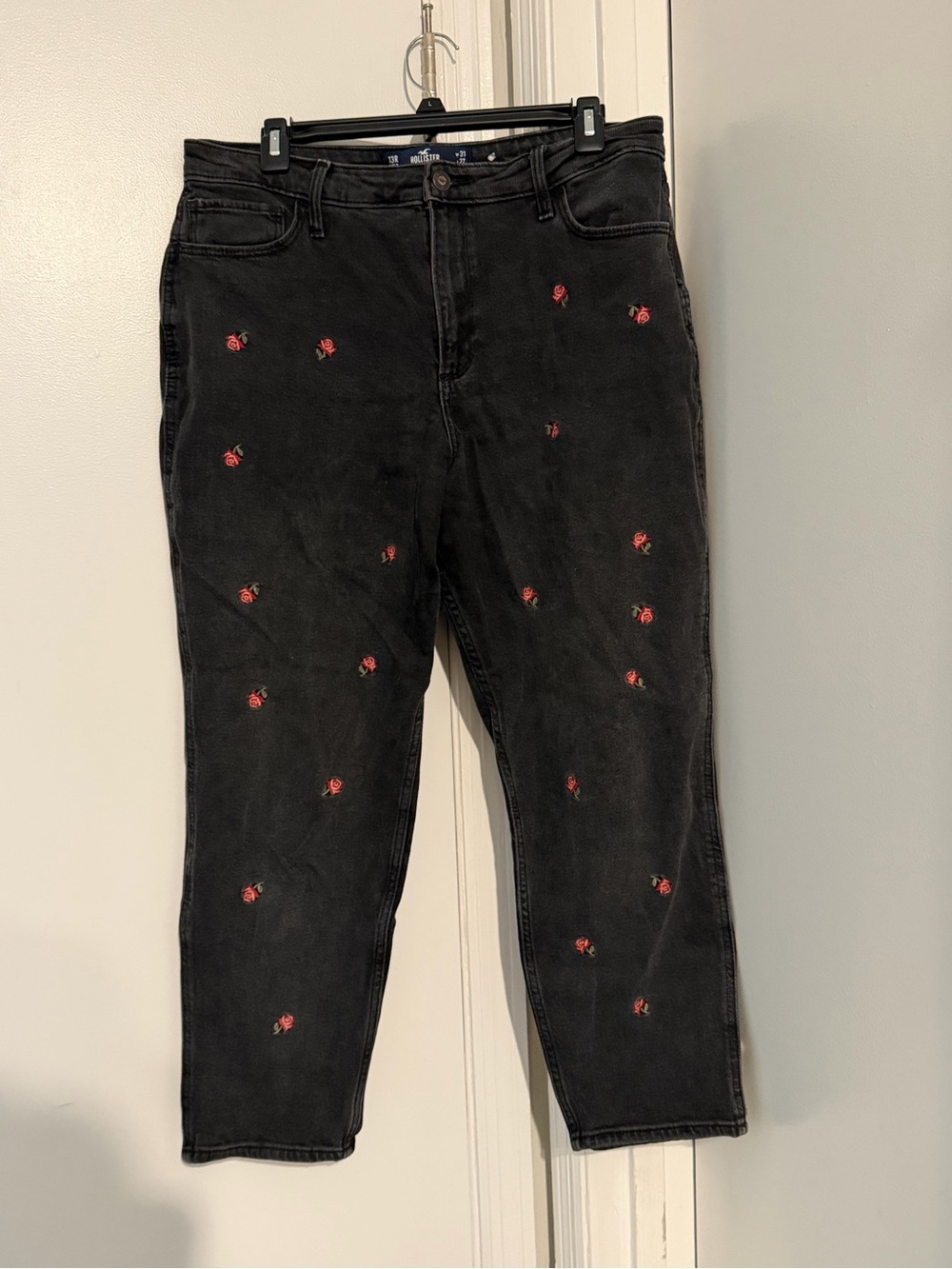 Black High-Rise Women’s Jeans with Red Rose Embroidery